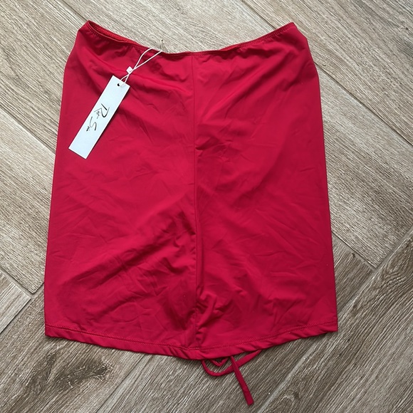 Ivy Cover Up in Fire Red - Picture 8 of 11